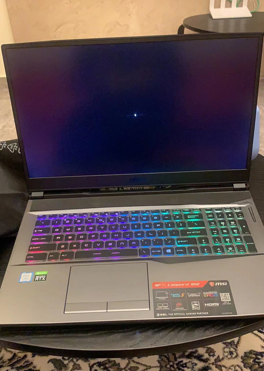 微星GP75笔记本 电脑游戏本 吃鸡 电竞