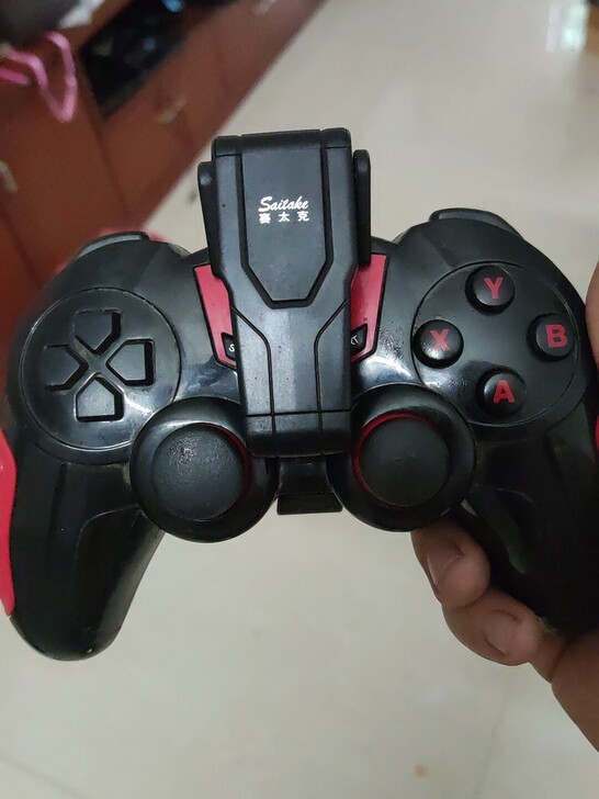 赛太克游戏手柄