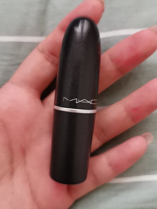 MAC  cocney草莓红