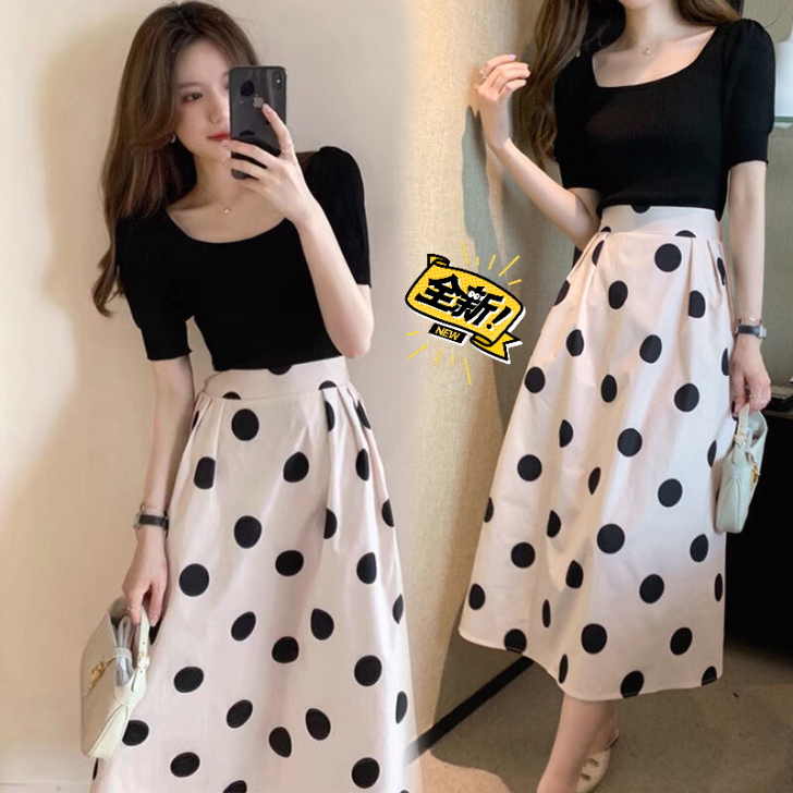 波点中长半身裙
