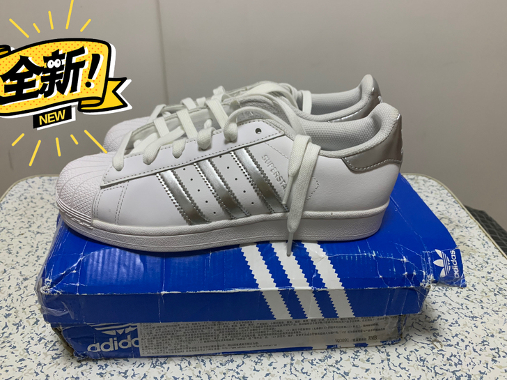 阿迪达斯 adidas originals...