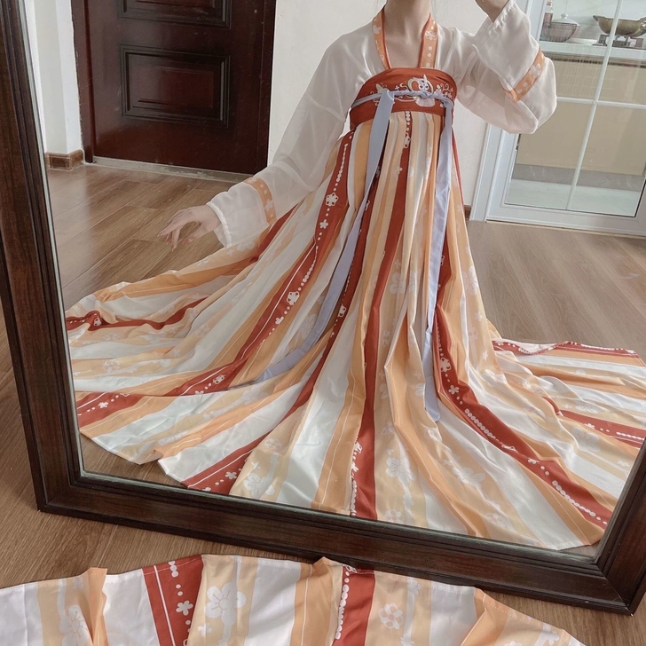 【花神兔兔】晨洛苒原创汉服女一片式穿孔齐胸...