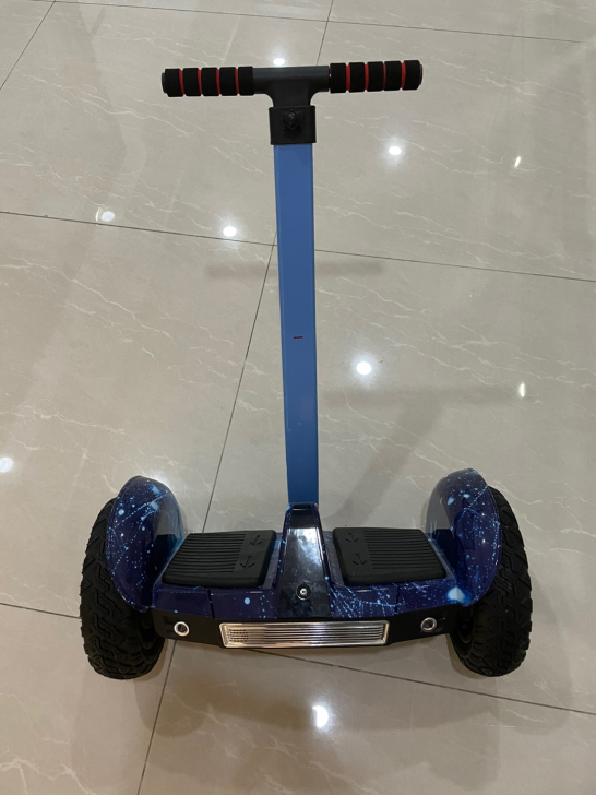 柏思图旗舰店智能电动自平衡车儿童双轮成年人...