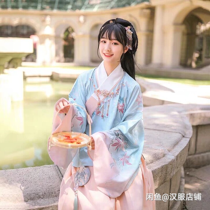 枫灵汉服女交领明制枫叶印花齐腰褶裙中国风学...