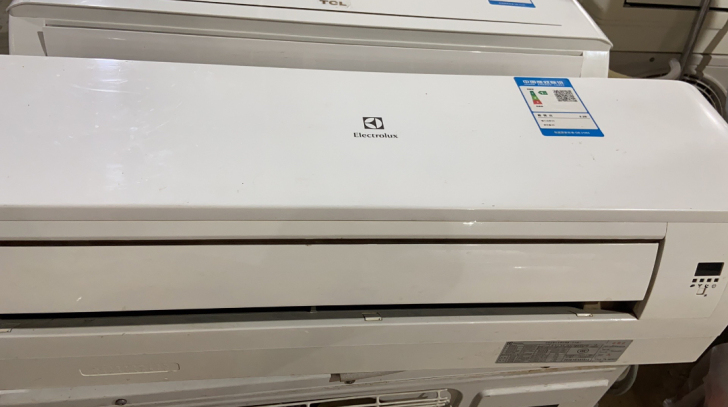 低价转让各大品牌二手空调