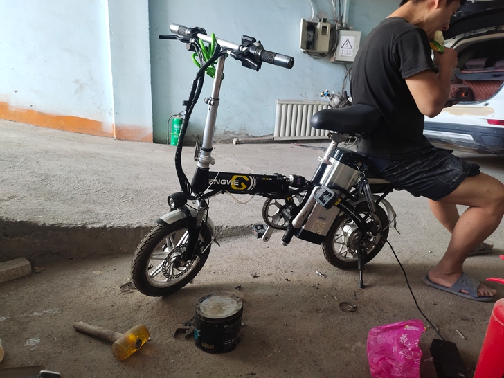 用不上了换工作了地方太远！开车了    电...