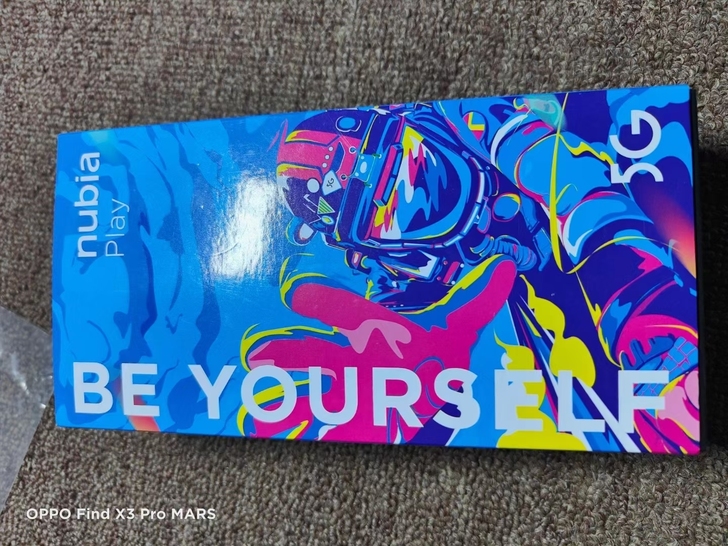 努比亚play  5g 游戏手机。8+12...