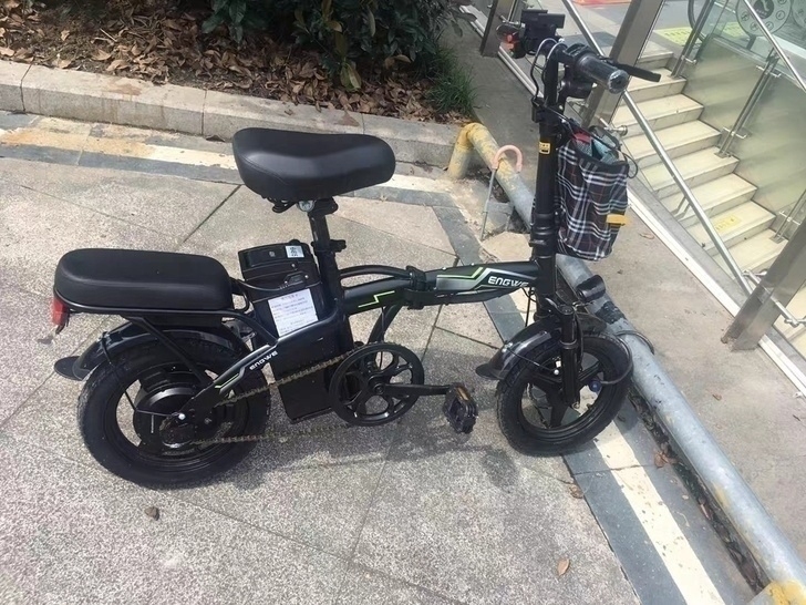 英格威折叠电动自行车代驾电瓶车锂电池代步小...