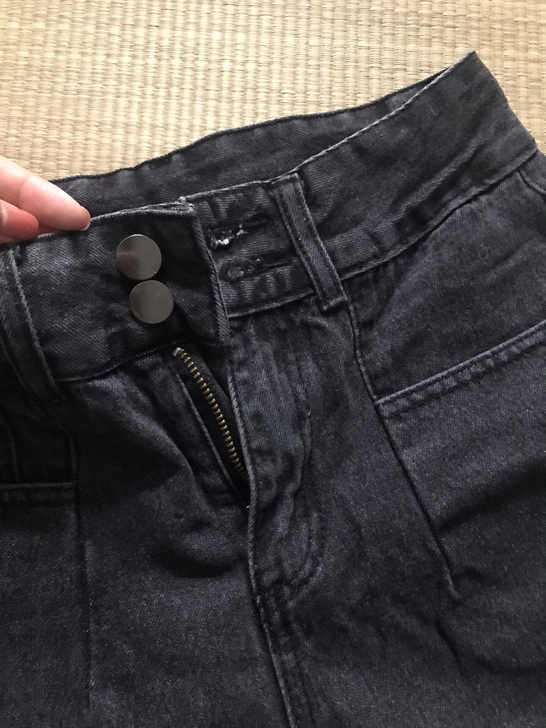 烟灰色直筒九分牛仔裤