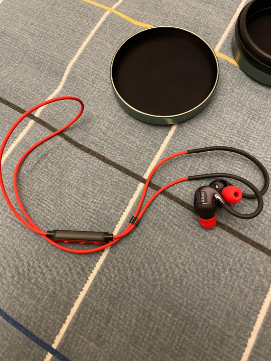 漫步者蓝牙耳机 w295bt