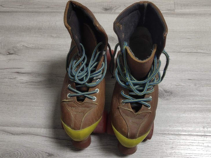 双排干冰鞋只限自提，远到自付运费