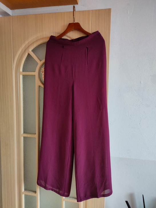 水桶裤，面料: 香云纱的，上身特点: 轻，...