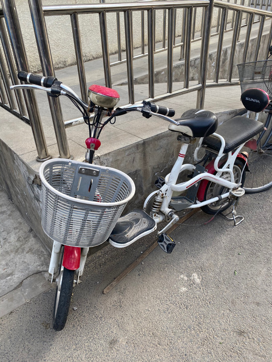 新日电动车,48V 12A ,两年没有使用...