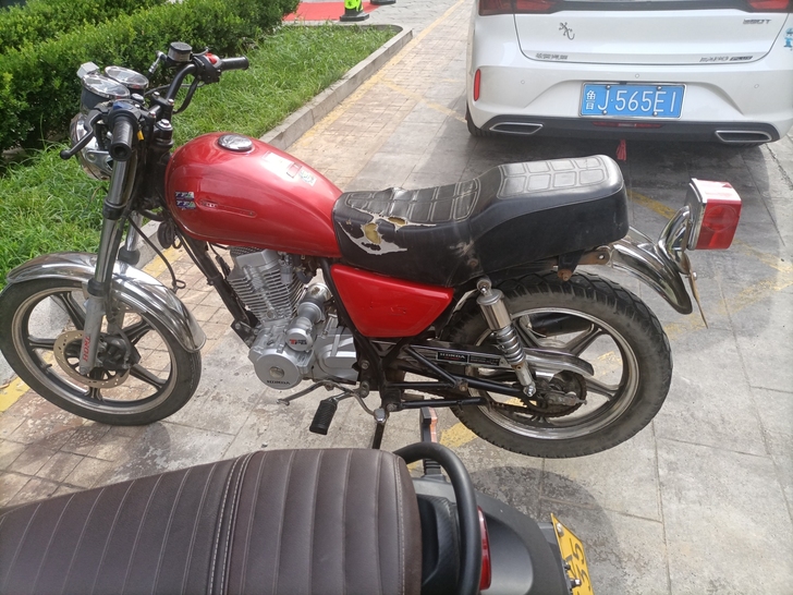 20年大福125小太子复古摩托车,国产gn...