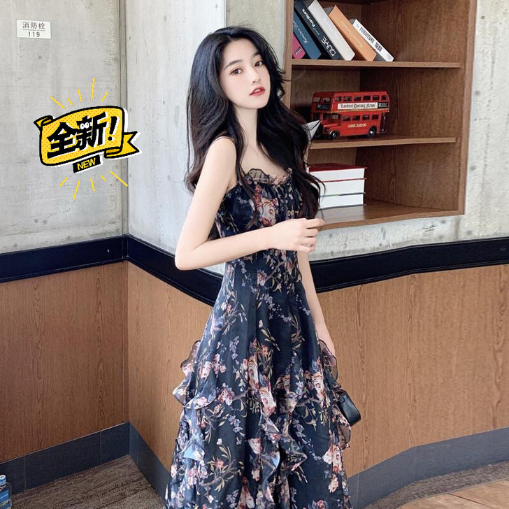 夏季新款碎花吊带雪纺连衣裙女裙子收腰显瘦气...