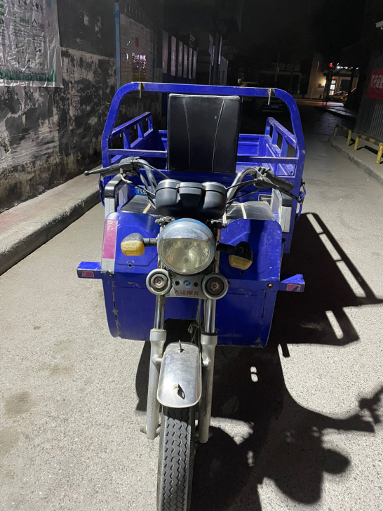 本人自用三轮大江摩托车 可拉1500斤  ...
