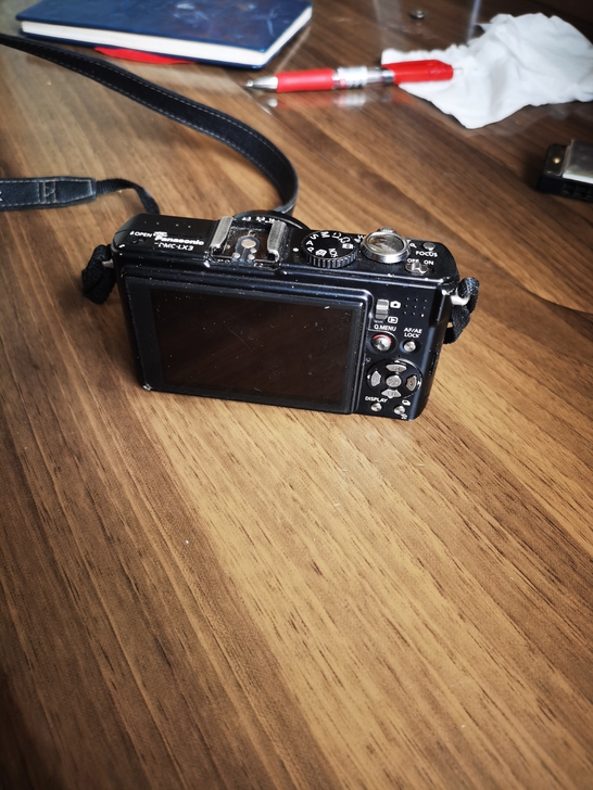 松下微单，lumix3  功能正常，外观有...
