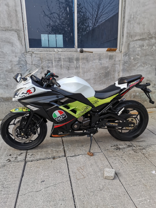 摩托车，二手摩托车，地平线跑车，趴赛，街车...
