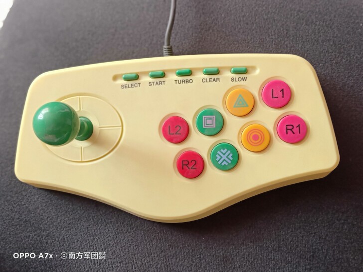 全新街机大摇杆控制器。