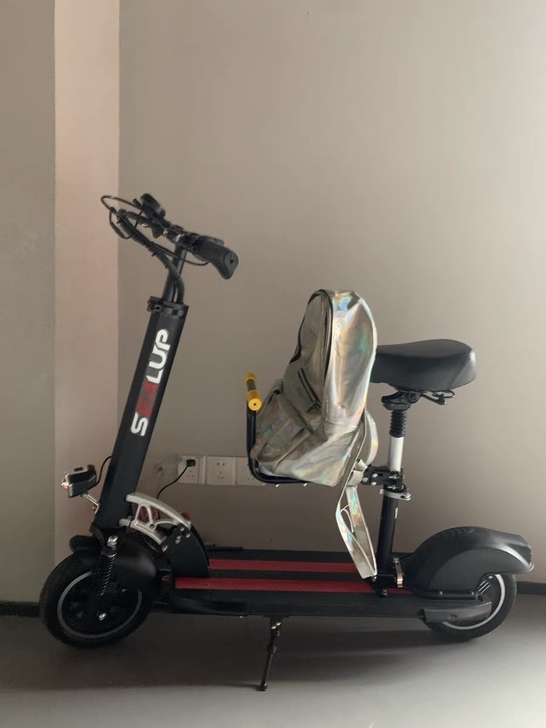 锂电池电动滑板车成人折叠代驾 两轮代步车迷...