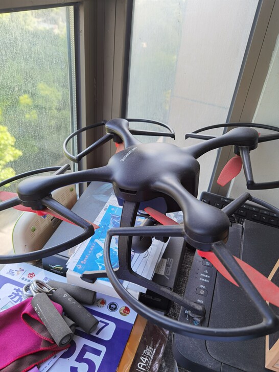 闲置亿航无人机，买来挺贵的，没飞过几次，电...