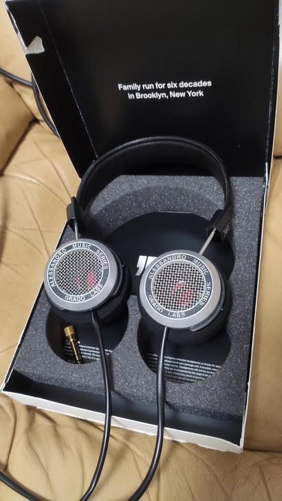 歌德m2耳机爱丽丝关联325e m1 225