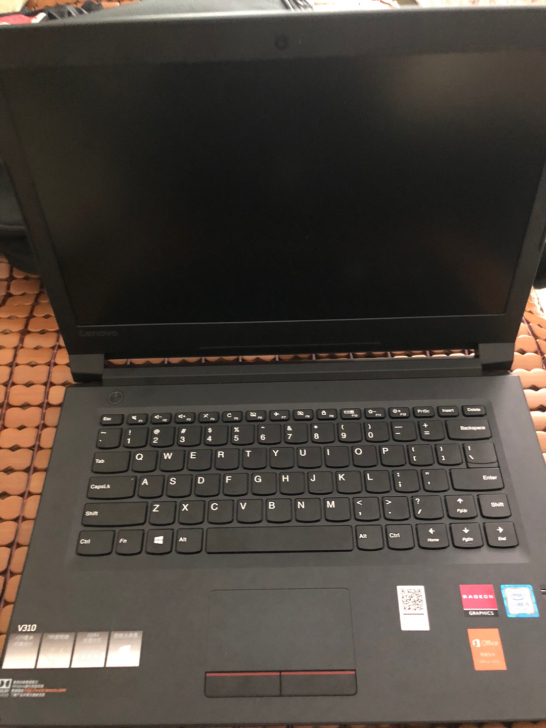 出手个人笔记本一台95新,流畅运行快。有需...