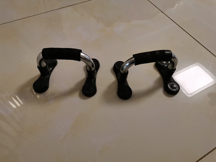 做俯卧撑的小玩意，入手价31，基本没用过。...