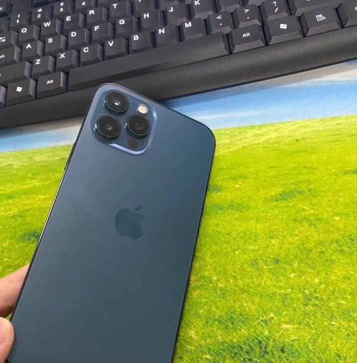 苹果12promax还在保，用不惯苹果手机...