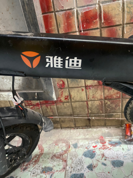 雅迪电动车 代驾用的 可以跑50多公里 买...