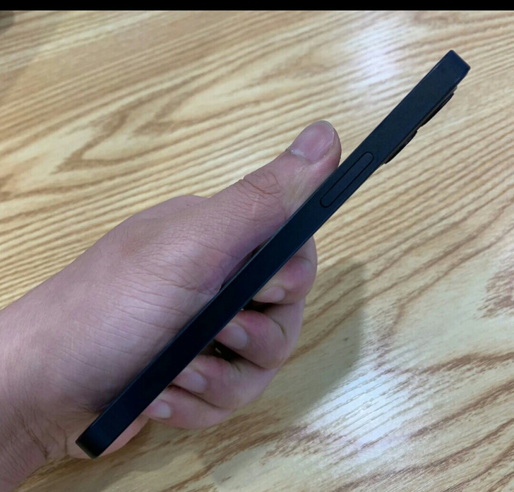 转手自用苹果12，128g内存，手机不卡，...