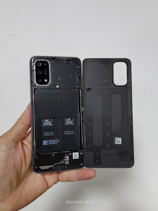 realme x7 开机屏坏 没拆过 没测...