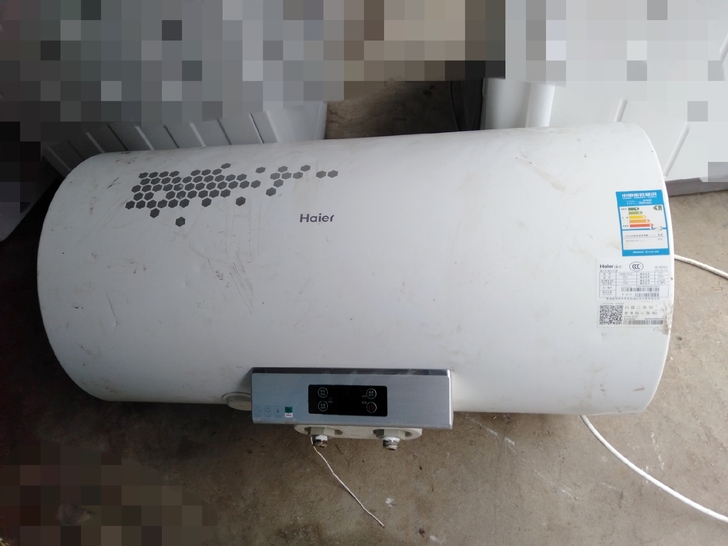 海尔60升热水器,八九成新,原装好用,大品牌质量好。 海尔60升热水器,八九成新,原装好用,大品牌质量好。