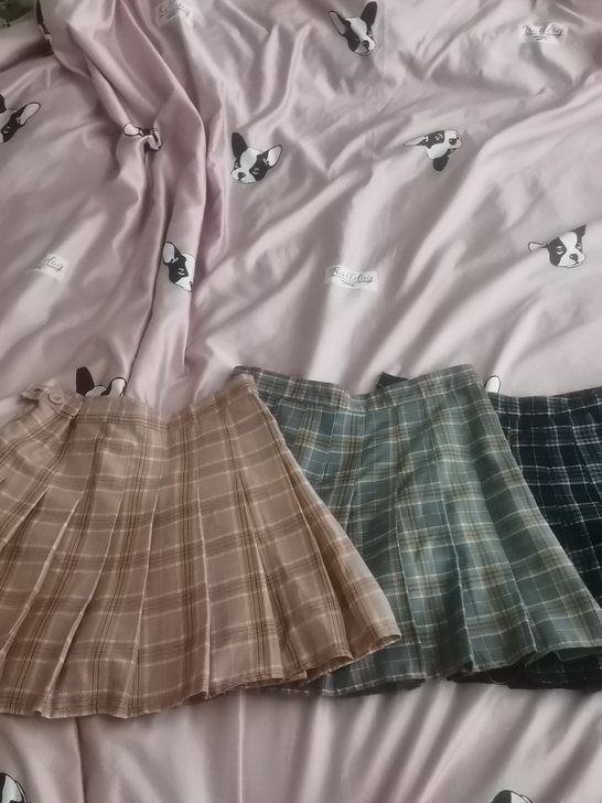 百褶裙学院风
