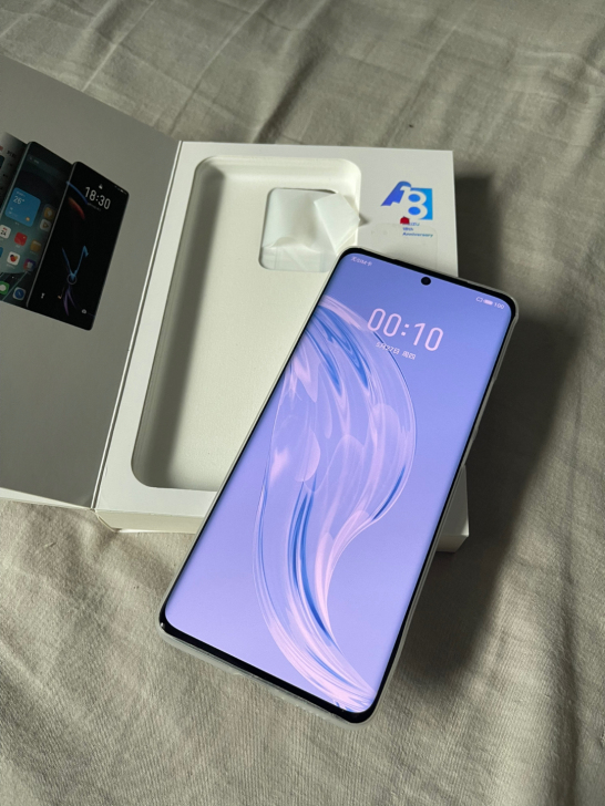 魅族18Pro 8+128G靓机带配件包装