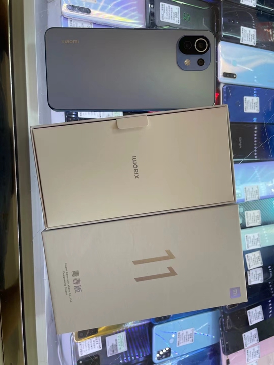 小米11青春版，8+128g，9.999新...