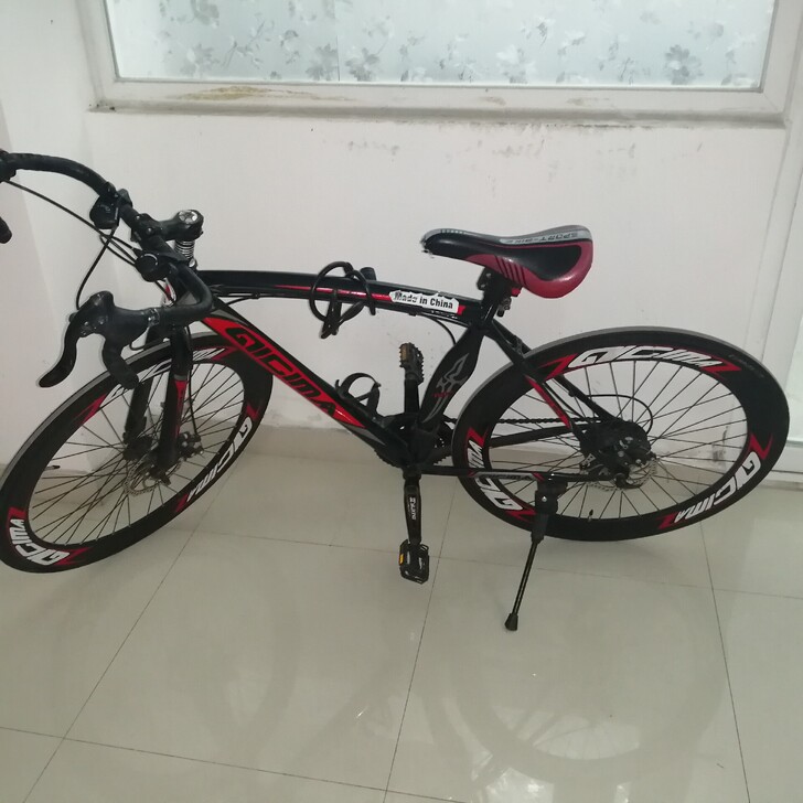 公路自行车闲置，成色如图，外地邮费自理，售...