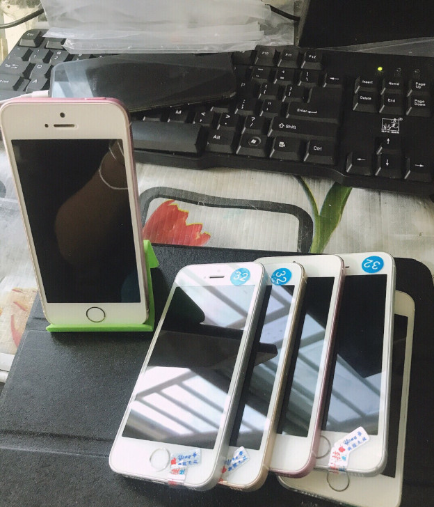 苹果se游戏机 苹果SE不插卡WiFi机、...