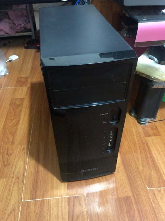 四核办公炒股电脑主机