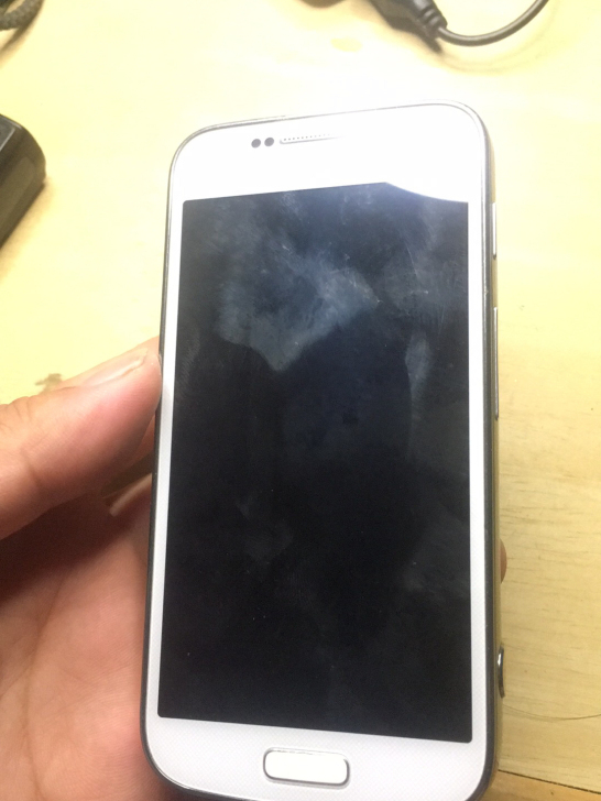 三星手机相机SM－C101，成色如图、手机...