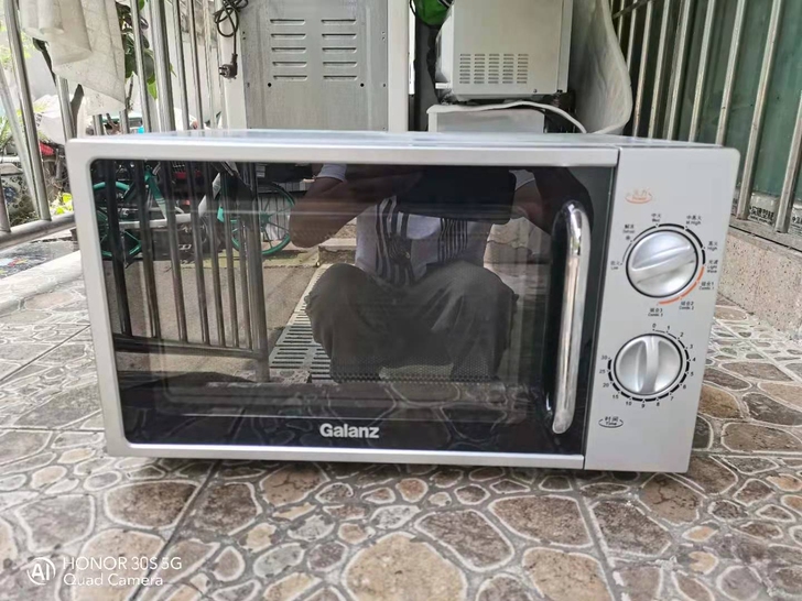 格兰仕微波炉完好 无任何问题 成华区新风路...