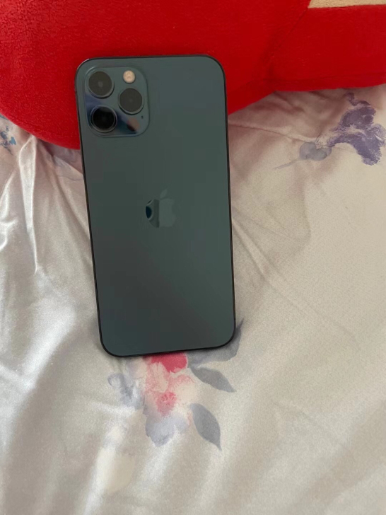 转一台个人使用的 iPhone 12 Pr...