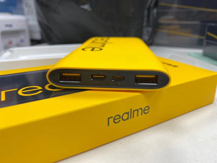 realme电源
