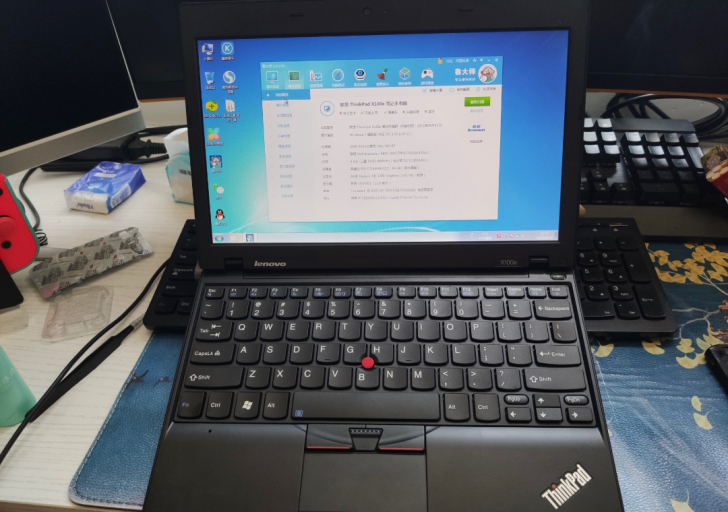 联想 ThinkPad x100e