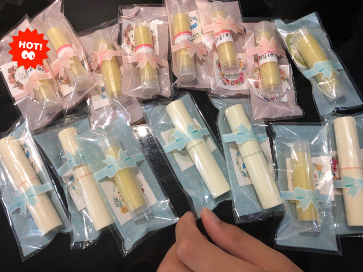 7月18号新自制润唇膏。初衷是给家里小孩做...