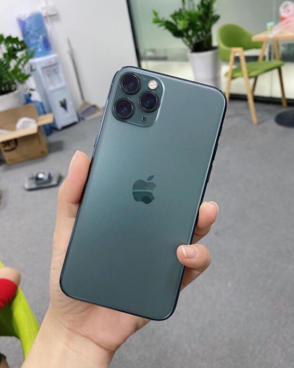 苹果11pro 256G 暗夜绿 有面容1...