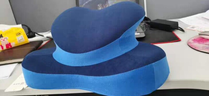 可交换，海明威爱心办公室午睡枕桌上趴着睡觉...