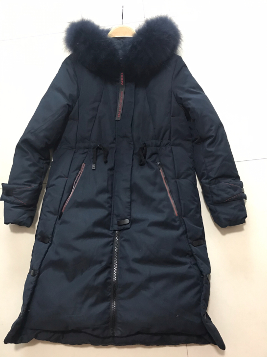 女羽绒服真毛领 可拆卸