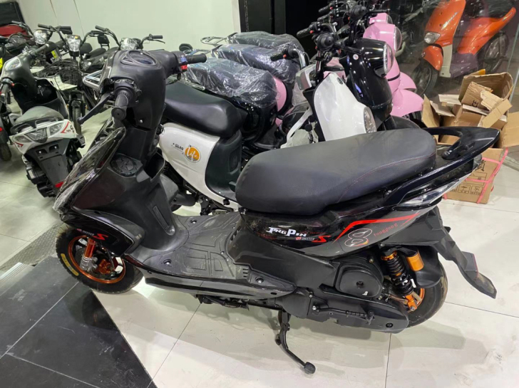 雅马哈鬼火 九成新 100cc 动力强 车...