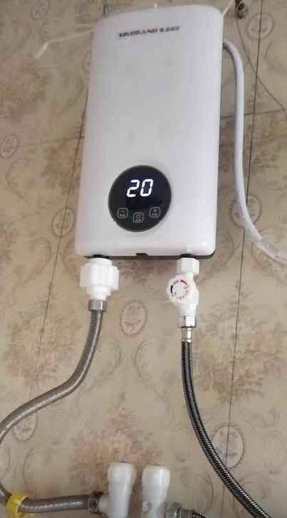 新飞即热式电热水器6200瓦经典恒温速热超...